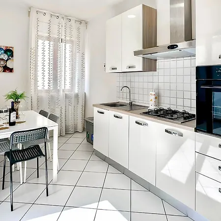 Апартаменты Katasoul Vacation - Terrazza - Centro Storico - 2 - 6 Posti Letto