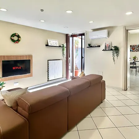 Апартаменты Katasoul Vacation - Terrazza - Centro Storico - 2 - 6 Posti Letto Катания