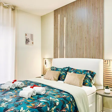 Katasoul Vacation - Terrazza - Centro Storico - 2 - 6 Posti Letto Катания